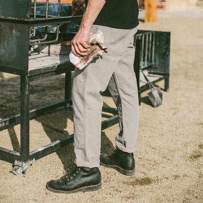 The Chore Pant in Washed Ash