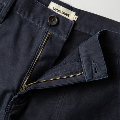 The Trail Short in Navy Slub Sateen