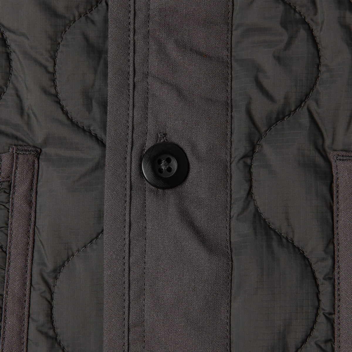 The Taylor Stitch x Alpha Industries ALS/92 in Raven